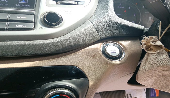 2016 Hyundai Tucson GLS 2WD AT DIESEL, Diesel, Automatic, 1,82,032 km, interior