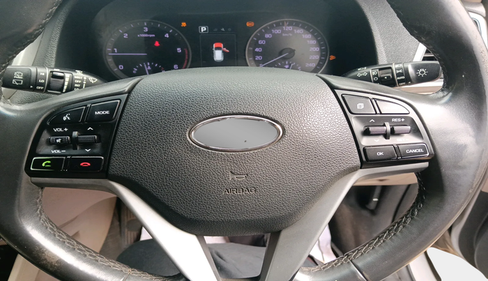 2016 Hyundai Tucson GLS 2WD AT DIESEL, Diesel, Automatic, 1,82,032 km, interior