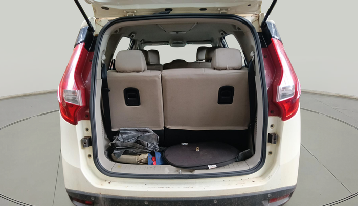 2021 Mahindra MARAZZO M2 8 STR, Diesel, Manual, 1,35,484 km, exterior