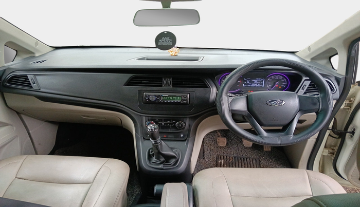 2021 Mahindra MARAZZO M2 8 STR, Diesel, Manual, 1,35,484 km, interior