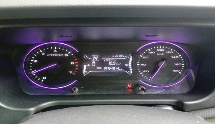 2021 Mahindra MARAZZO M2 8 STR, Diesel, Manual, 1,35,484 km, interior
