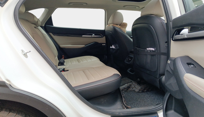 2020 KIA SELTOS GTX PLUS AT 1.5 DIESEL, Diesel, Automatic, 85,034 km, interior