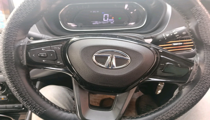 2020 Tata NEXON XM SUNROOF DIESEL, Diesel, Manual, 58,346 km, interior