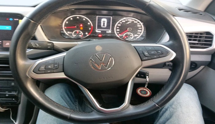 2024 Volkswagen TAIGUN HIGHLINE 1.0 TSI MT, Petrol, Manual, 12,768 km, interior