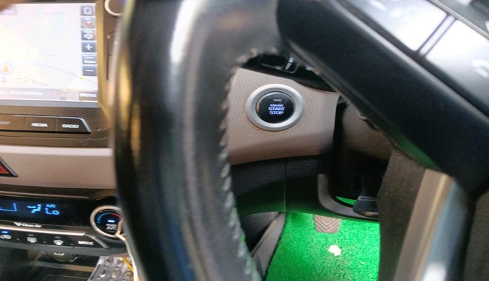 2018 Hyundai Creta SX (O) 1.6 DIESEL, Diesel, Manual, 1,06,820 km, interior