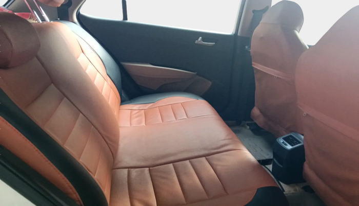 2014 Hyundai Grand i10 ASTA 1.1 CRDI, Diesel, Manual, 1,57,550 km, interior