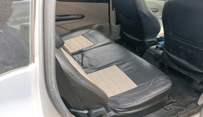 2021 Renault TRIBER RXZ, Petrol, Manual, 25,515 km, interior