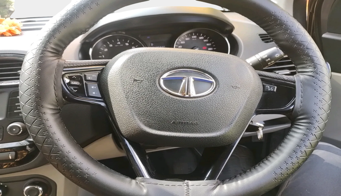 2018 Tata Tiago XZ PETROL, Petrol, Manual, 1,36,930 km, interior