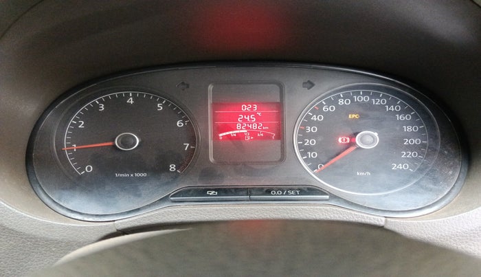 2010 Volkswagen Vento HIGHLINE 1.6 MPI, Petrol, Manual, 82,482 km, interior
