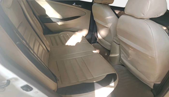 2012 Hyundai Verna FLUIDIC 1.6 CRDI EX, Diesel, Manual, 99,567 km, interior