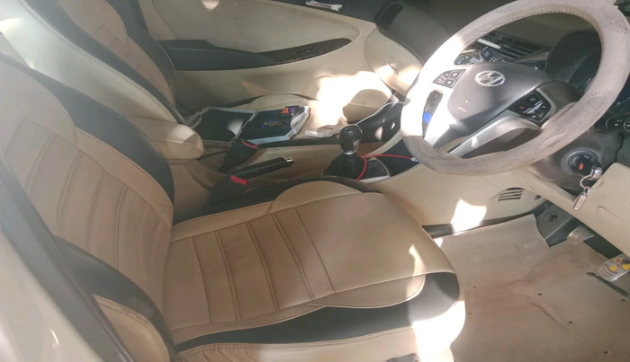 2012 Hyundai Verna FLUIDIC 1.6 CRDI EX, Diesel, Manual, 99,567 km, interior