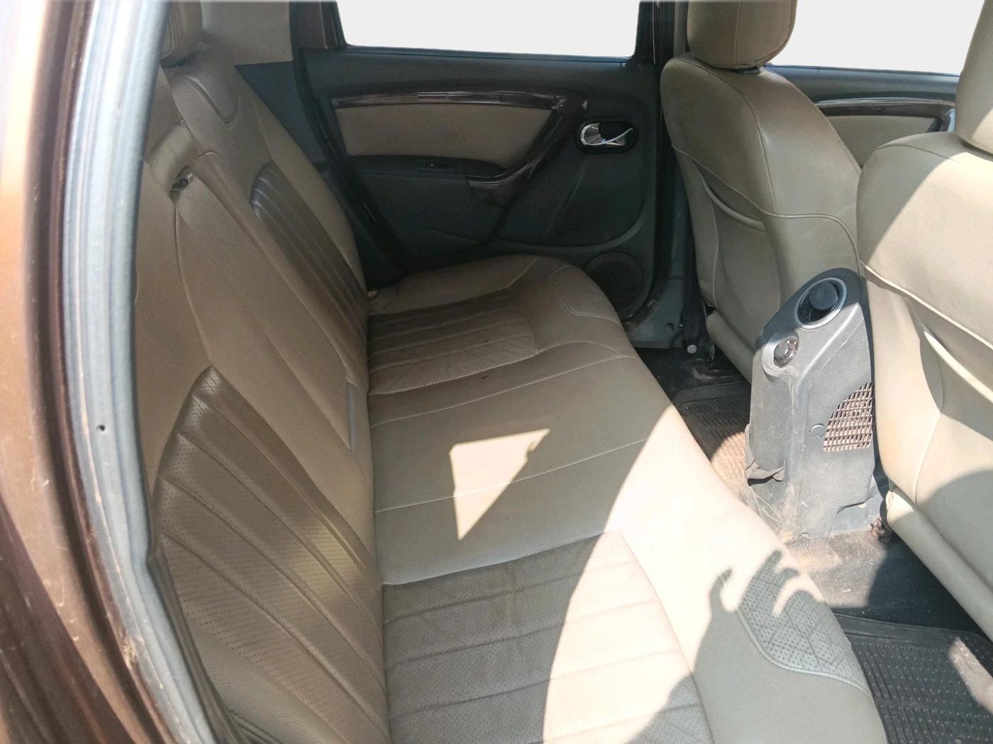 2012 Renault Duster 85 PS RXL DIESEL (OPT), Diesel, Manual, 1,56,172 km, interior
