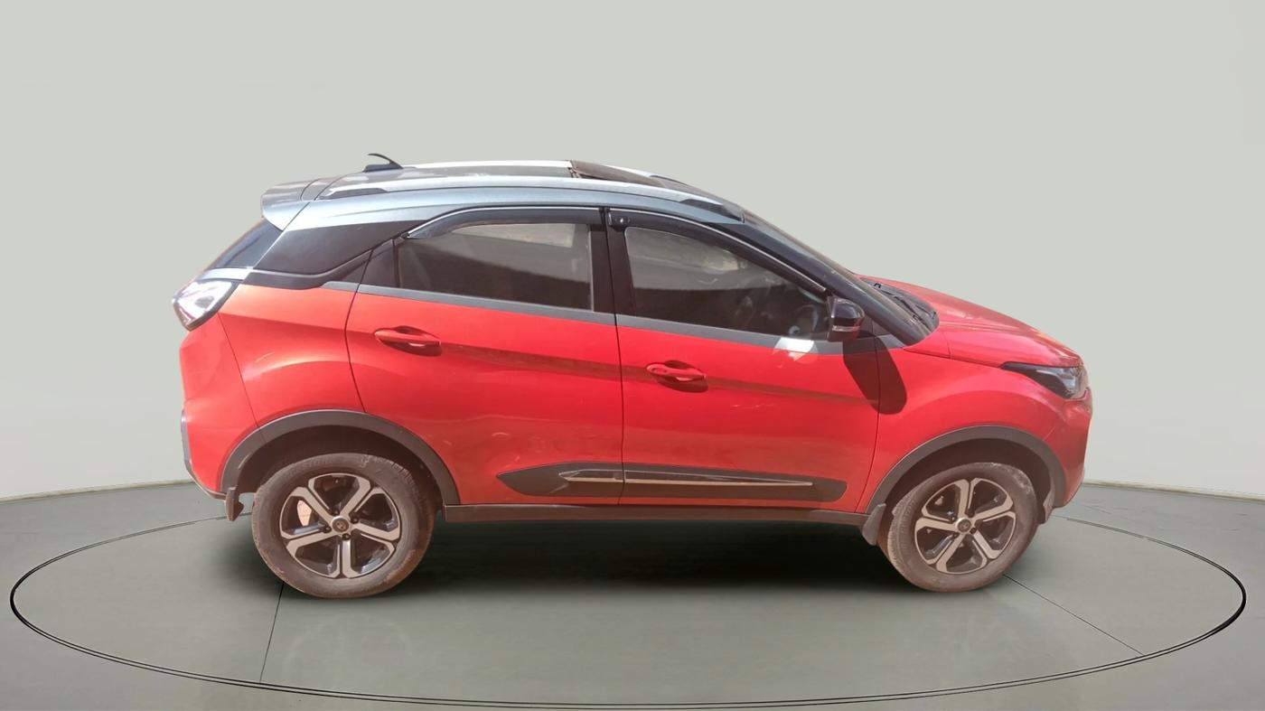 2022 Tata NEXON XZ PLUS SUNROOF PETROL DUAL TONE, Petrol, Manual, 40,420 km, exterior
