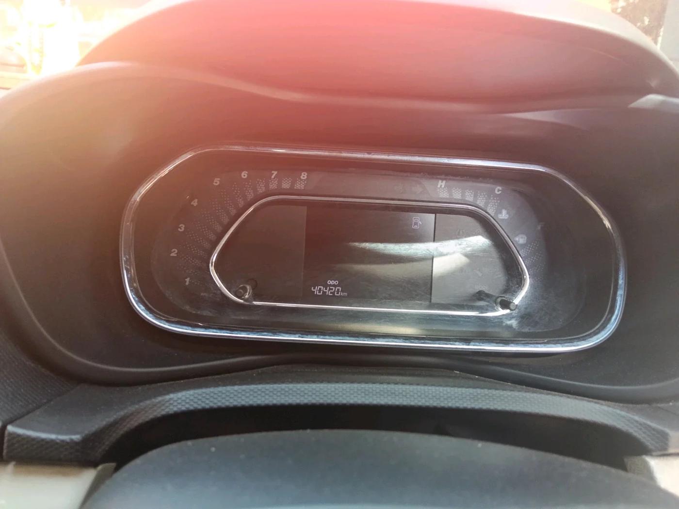2022 Tata NEXON XZ PLUS SUNROOF PETROL DUAL TONE, Petrol, Manual, 40,420 km, interior