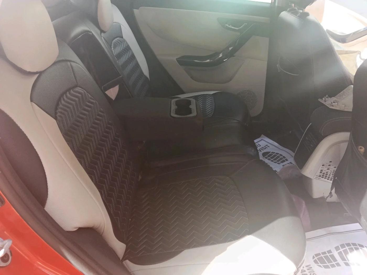 2022 Tata NEXON XZ PLUS SUNROOF PETROL DUAL TONE, Petrol, Manual, 40,420 km, interior