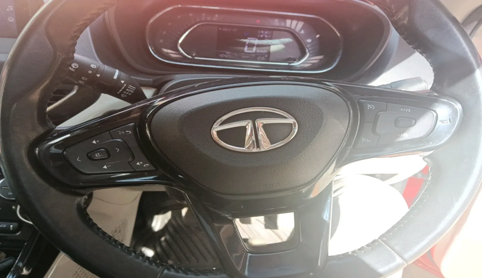 2022 Tata NEXON XZ PLUS SUNROOF PETROL DUAL TONE, Petrol, Manual, 40,420 km, interior