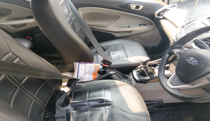 2017 Ford Ecosport TITANIUM 1.5L DIESEL, Diesel, Manual, 1,13,638 km, interior