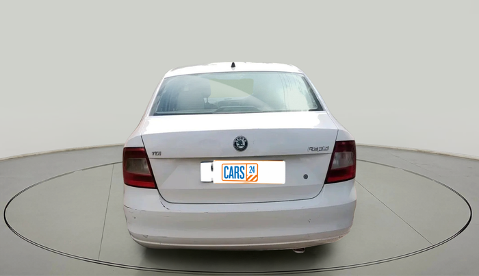 2012 Skoda Rapid AMBITION 1.6 TDI CR MT, Diesel, Manual, 1,23,540 km, exterior