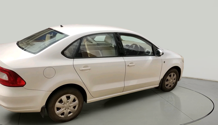 2012 Skoda Rapid AMBITION 1.6 TDI CR MT, Diesel, Manual, 1,23,540 km, exterior