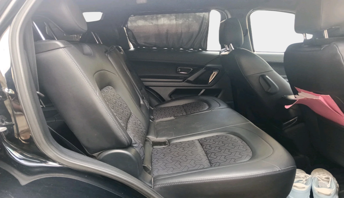 2022 Tata Safari XZA PLUS DARK EDITION, Diesel, Automatic, 48,452 km, interior