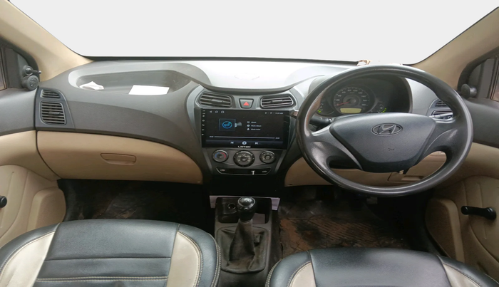2015 Hyundai Eon D-LITE+, Petrol, Manual, 1,37,696 km, interior