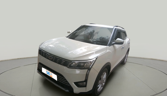 2021 Mahindra XUV300 W8 1.2 PETROL, Petrol, Manual, 38,259 km, exterior