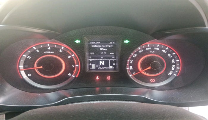 2021 Mahindra XUV300 W8 1.2 PETROL, Petrol, Manual, 38,259 km, interior