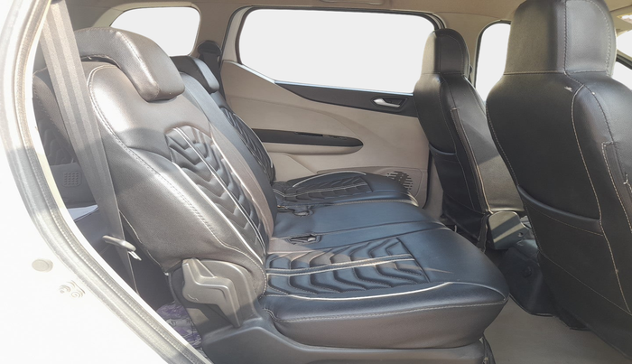 2019 Renault TRIBER RXZ, Petrol, Manual, 1,48,502 km, interior