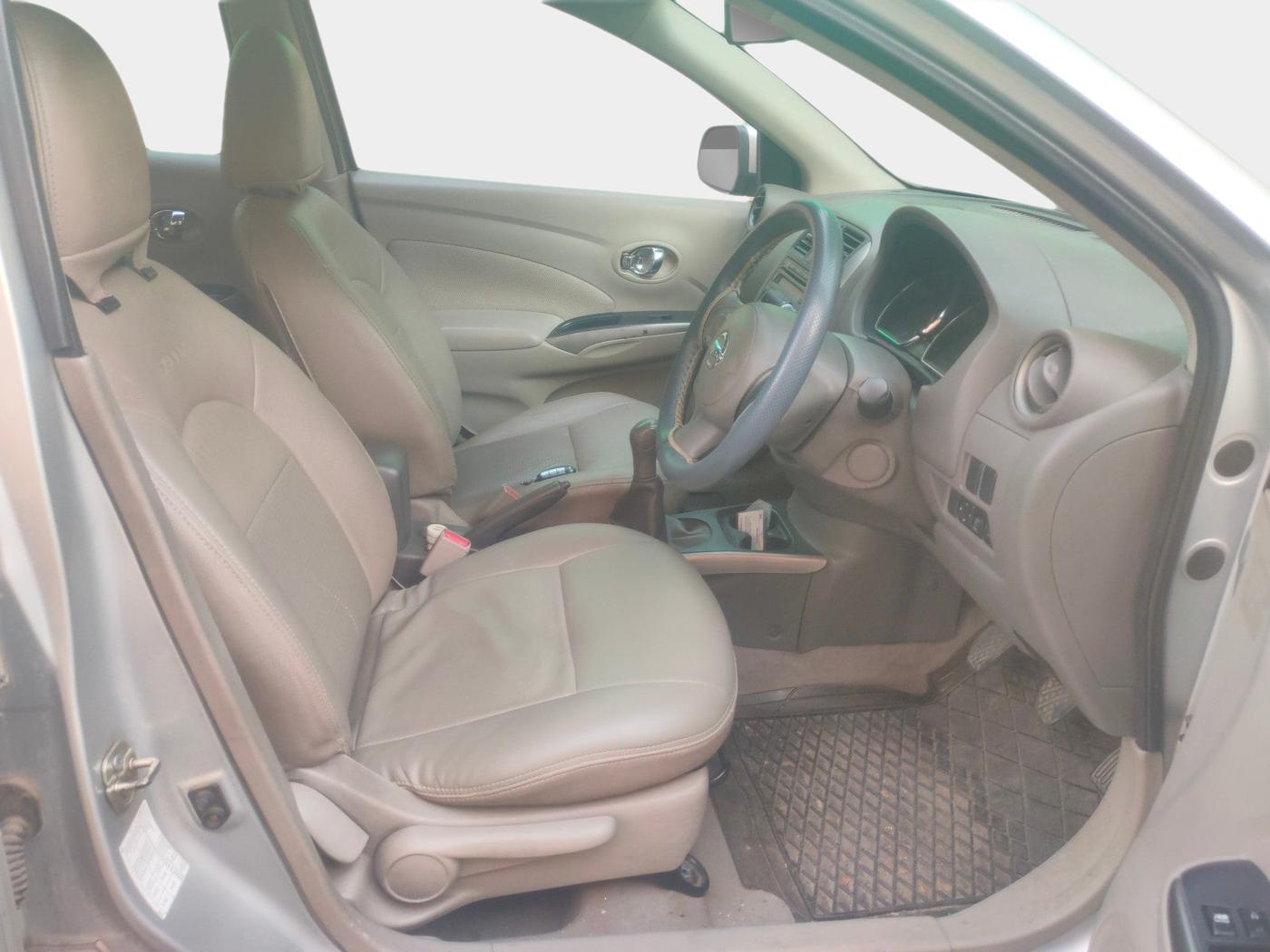 2012 Nissan Sunny XV DIESEL, Diesel, Manual, 1,37,176 km, interior