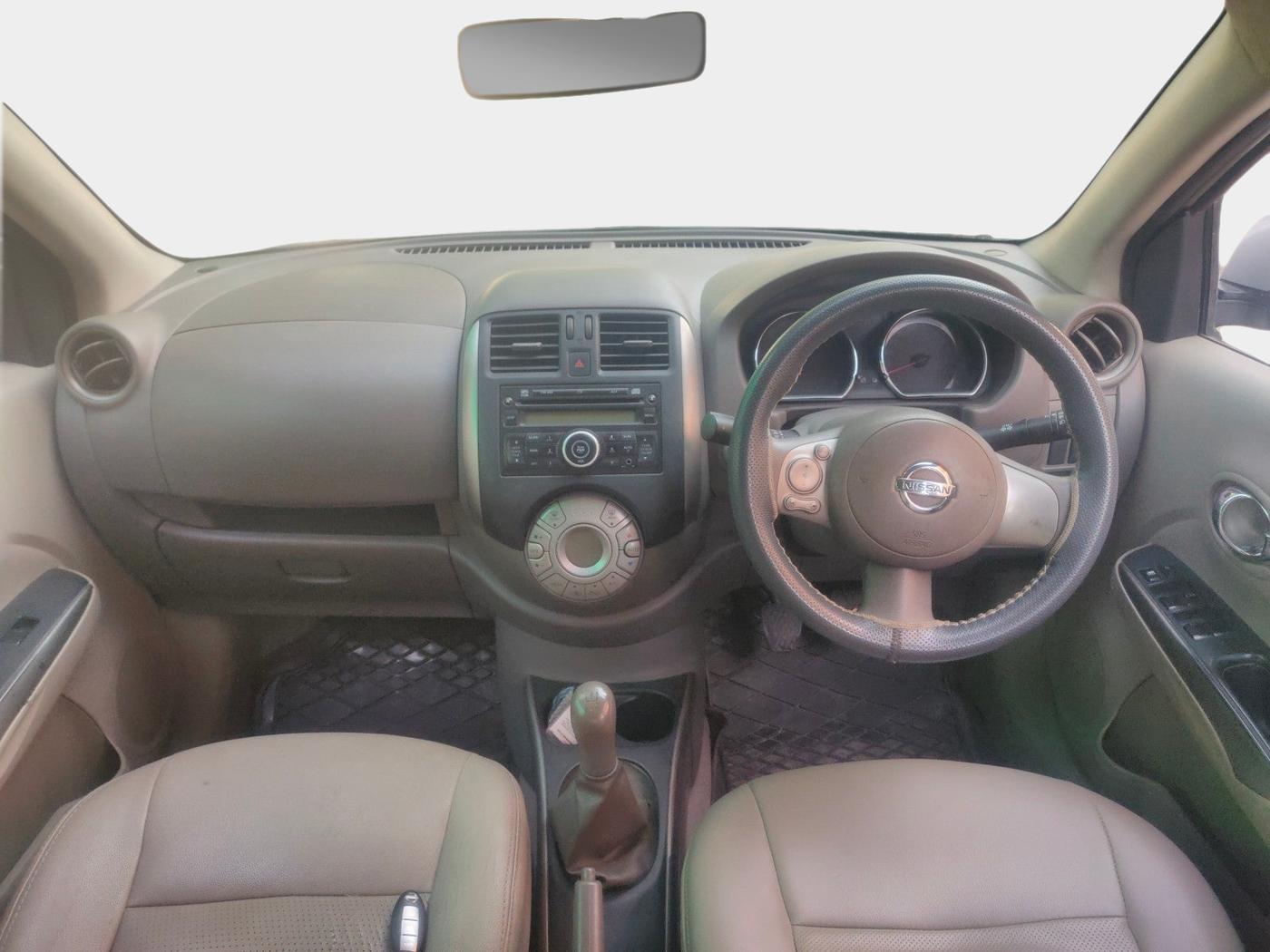 2012 Nissan Sunny XV DIESEL, Diesel, Manual, 1,37,176 km, interior