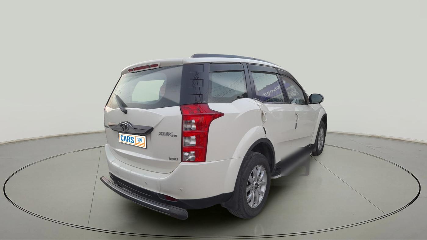 2015 Mahindra XUV500 W10, Diesel, Manual, 97,649 km, exterior