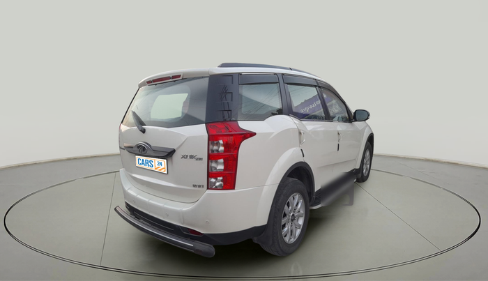 2015 Mahindra XUV500 W10, Diesel, Manual, 97,649 km, exterior