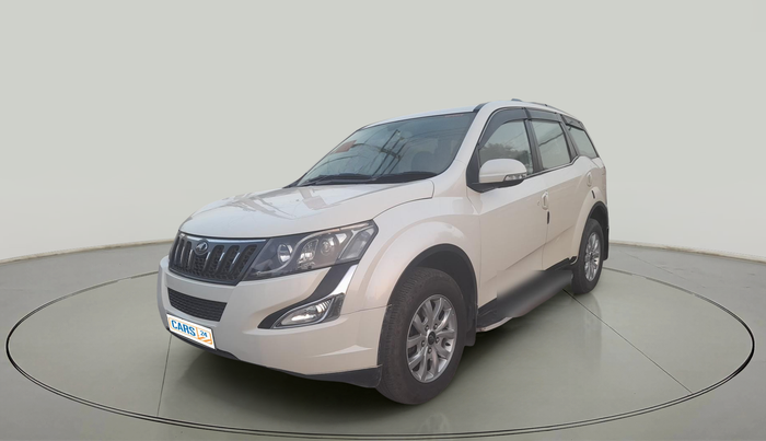 2015 Mahindra XUV500 W10, Diesel, Manual, 97,649 km, exterior