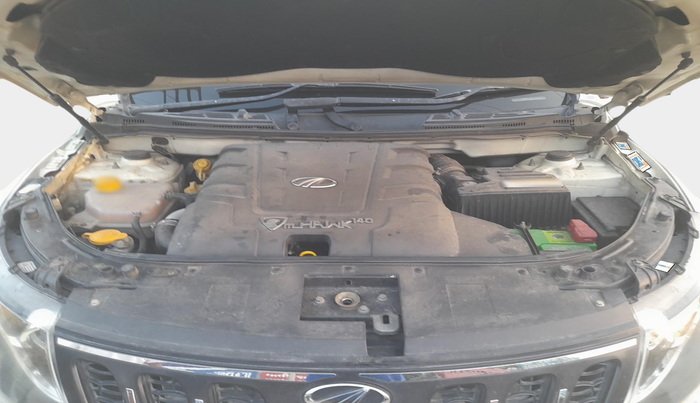 2015 Mahindra XUV500 W10, Diesel, Manual, 97,649 km, exterior
