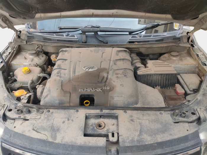 2016 Mahindra XUV500 W6, Diesel, Manual, 98,657 km, exterior