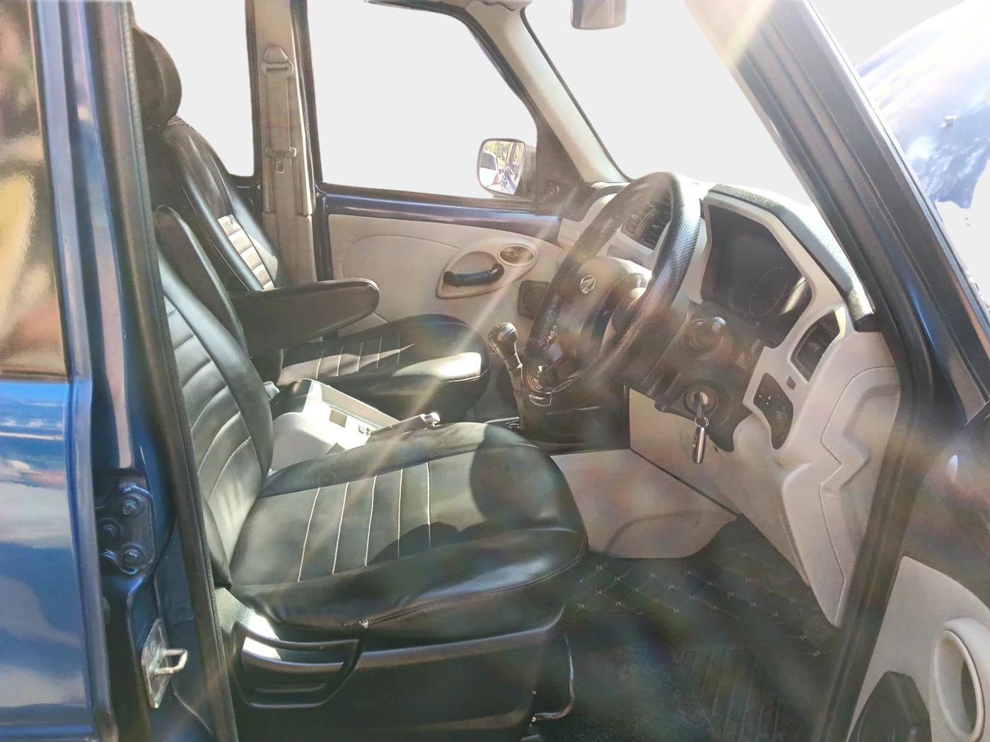 2016 Mahindra Scorpio S4, Diesel, Manual, 1,07,256 km, interior