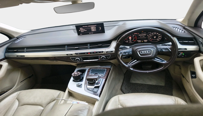 2015 Audi Q7 45 TDI TECHNOLOGY PLUS SUNROOF, Diesel, Automatic, 1,19,226 km, interior