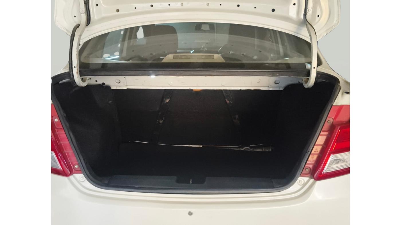 2018 Maruti Dzire VDI, Diesel, Manual, 77,948 km, exterior