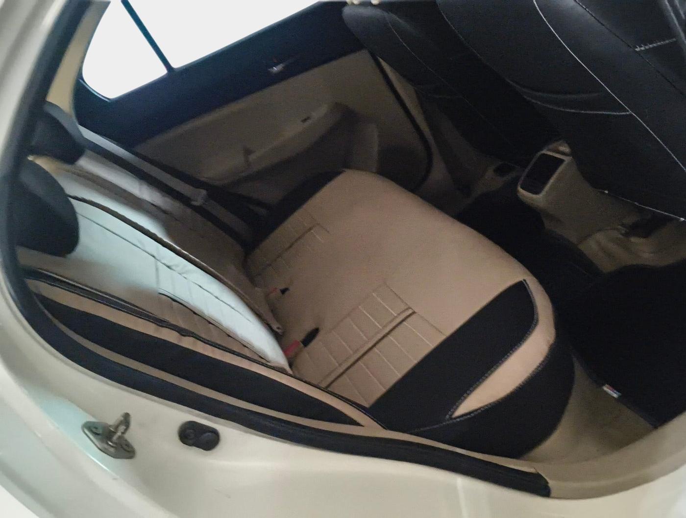 2018 Maruti Dzire VDI, Diesel, Manual, 77,948 km, interior