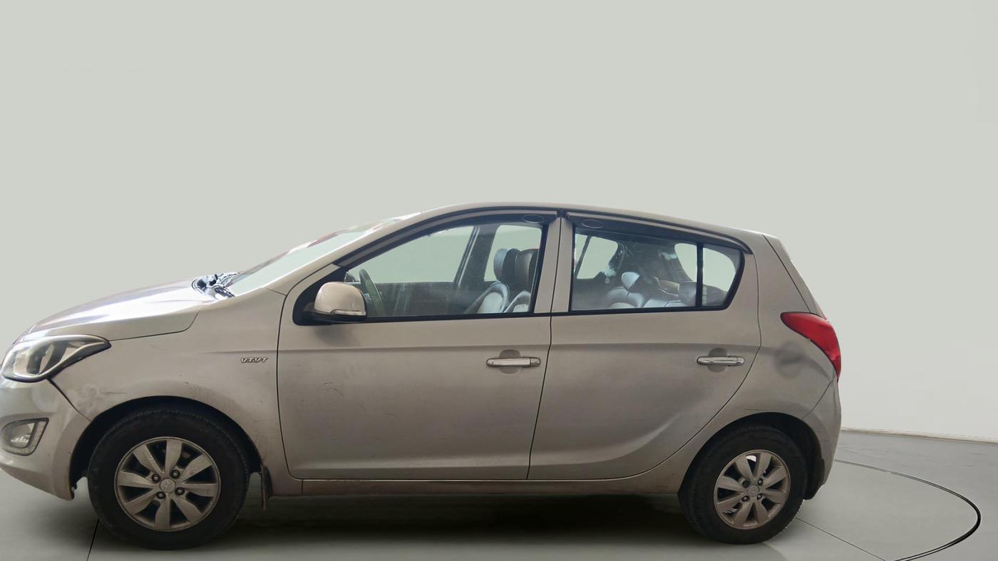 2013 Hyundai i20 SPORTZ 1.2, Petrol, Manual, 90,334 km, exterior