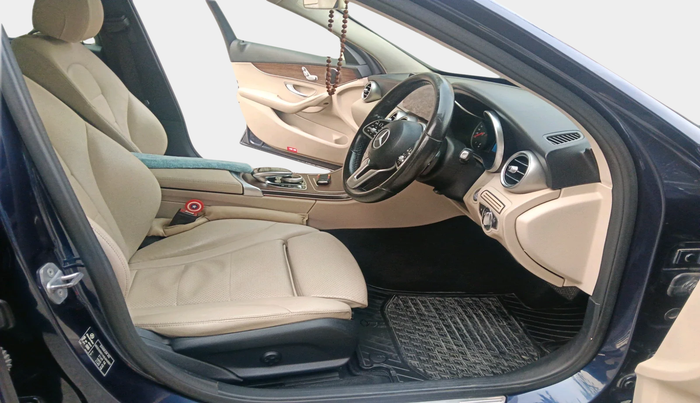 2019 Mercedes Benz C Class 220d PROGRESSIVE, Diesel, Automatic, 58,414 km, interior