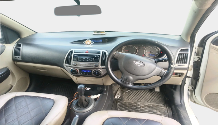 2013 Hyundai i20 MAGNA 1.4 CRDI, Diesel, Manual, 91,518 km, interior