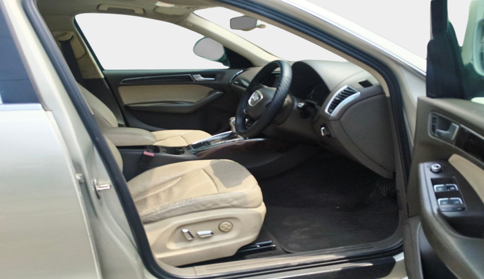 2013 Audi Q5 2.0 TDI QUATTRO, Diesel, Automatic, 81,638 km, interior