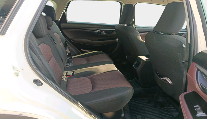 2023 Maruti Grand Vitara ZETA SMART HYBRID AT, Petrol, Automatic, 23,470 km, interior
