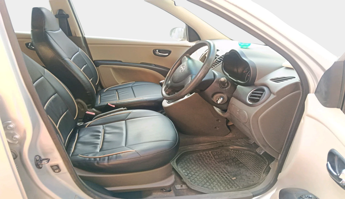 2011 Hyundai i10 MAGNA 1.2, Petrol, Manual, 68,795 km, interior