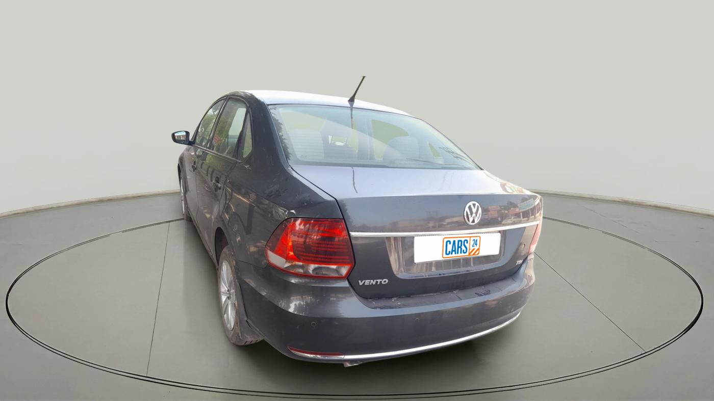 2017 Volkswagen Vento HIGHLINE PLUS 1.5 16 ALLOY, Diesel, Manual, 72,537 km, exterior