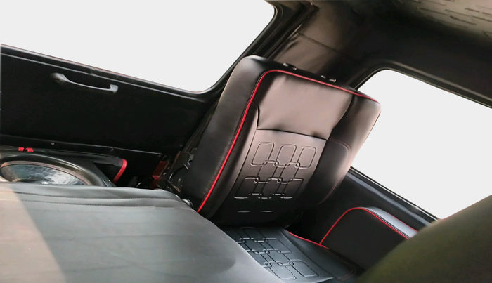 2015 Mahindra Thar CRDE 4X4 AC, Diesel, Manual, 92,335 km, interior