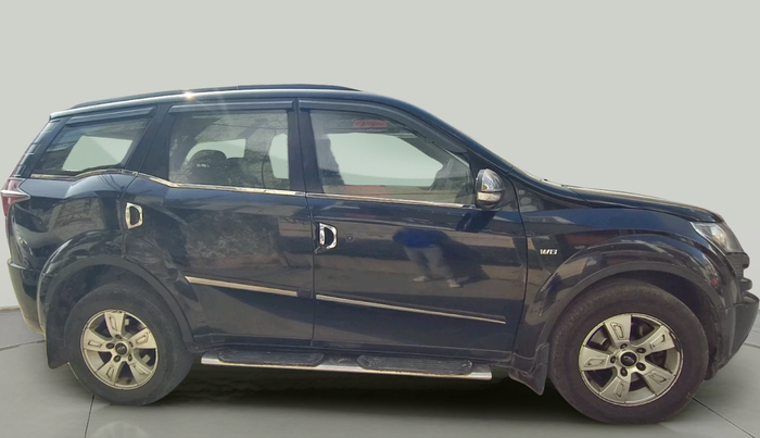 2012 Mahindra XUV500 W8, Diesel, Manual, 1,40,313 km, exterior