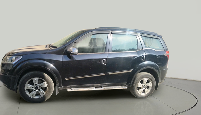 2012 Mahindra XUV500 W8, Diesel, Manual, 1,40,313 km, exterior