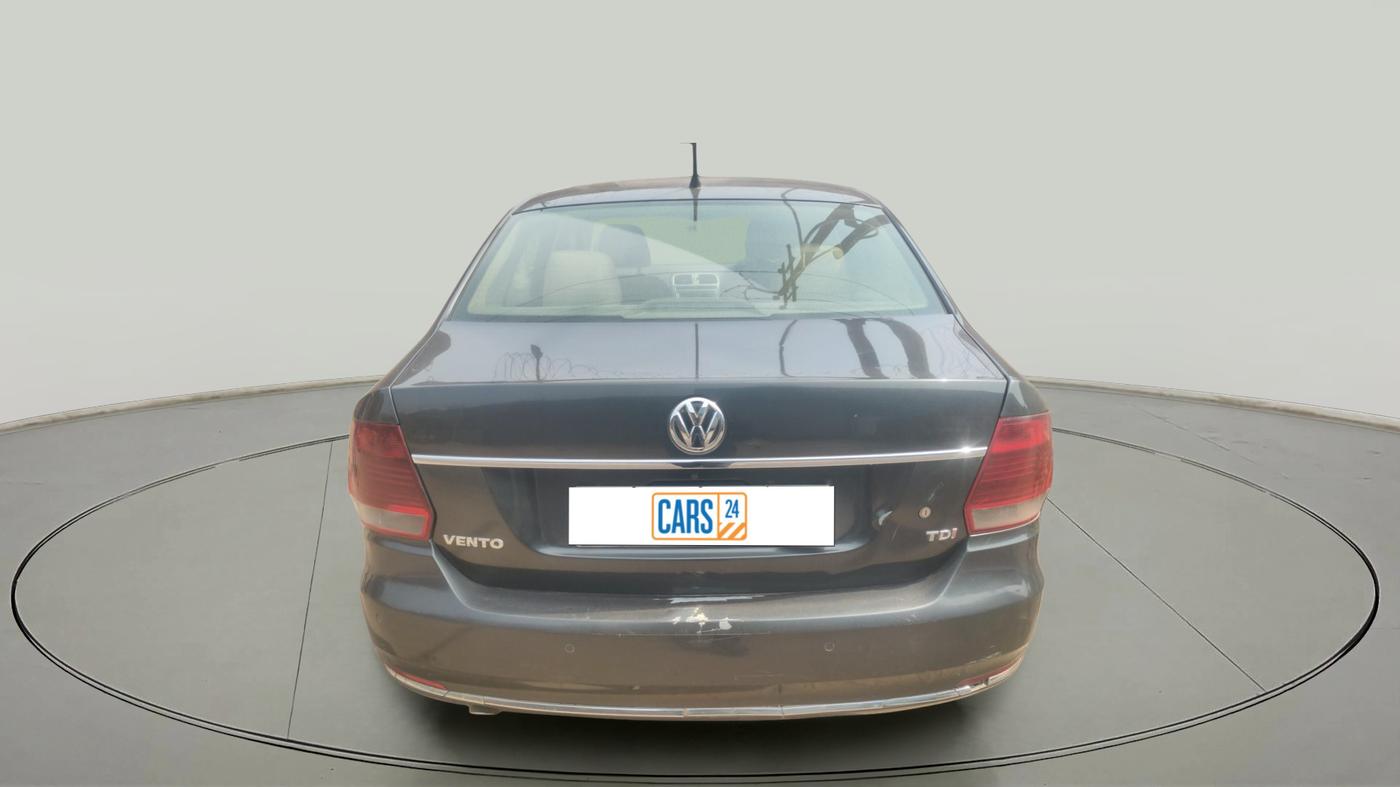 2016 Volkswagen Vento HIGHLINE 1.5 AT, Diesel, Automatic, 1,18,931 km, exterior
